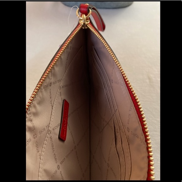 MICHAEL KORS MK LARGE LEATHER CLUTCH WRISTLET RED - Picture 6 of 10